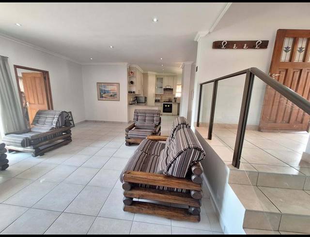 3 BEDROOM HOUSE FOR SALE IN SEEMEEU PARK